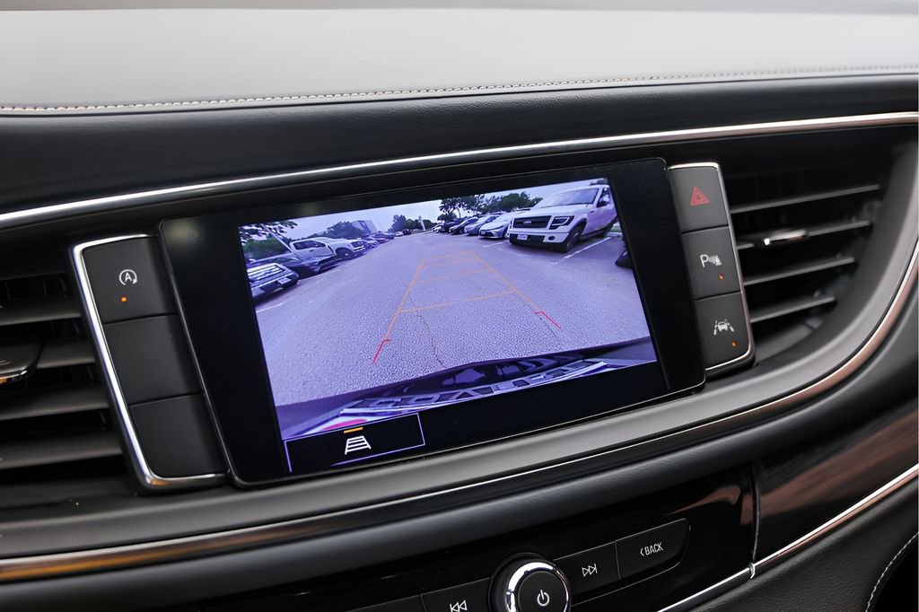 Used 2023 Buick Enclave Essence w/ Sport Touring Edition FWD image 20