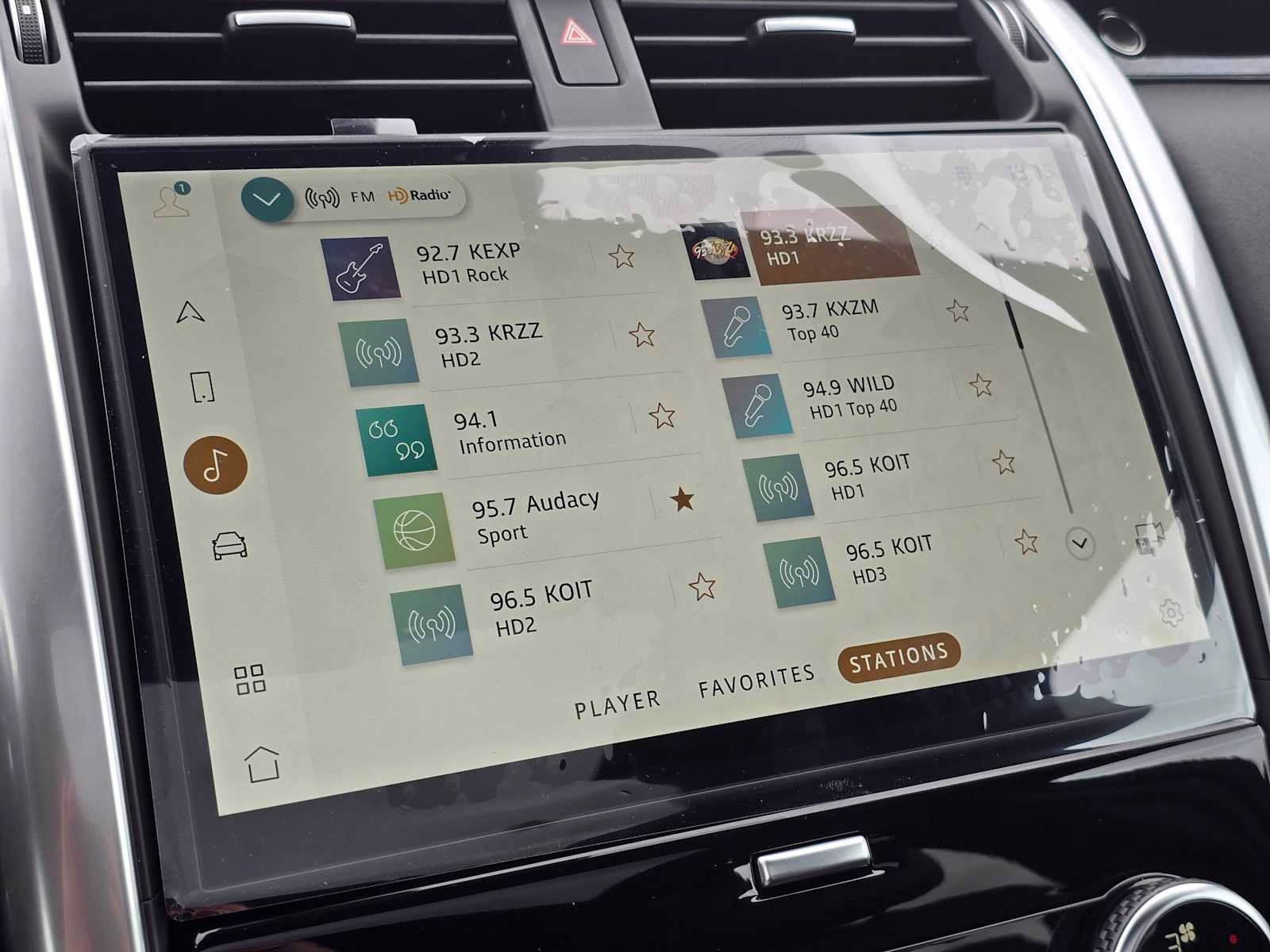 New 2025 Land Rover Discovery S image 30