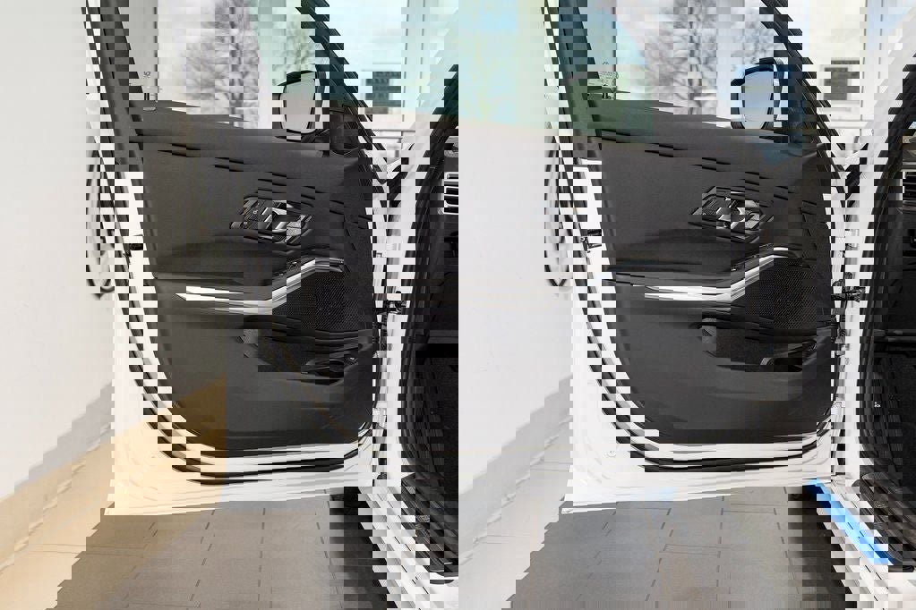 Used 2026 BMW 330i xDrive 330i xDrive w/ Premium Package image 12