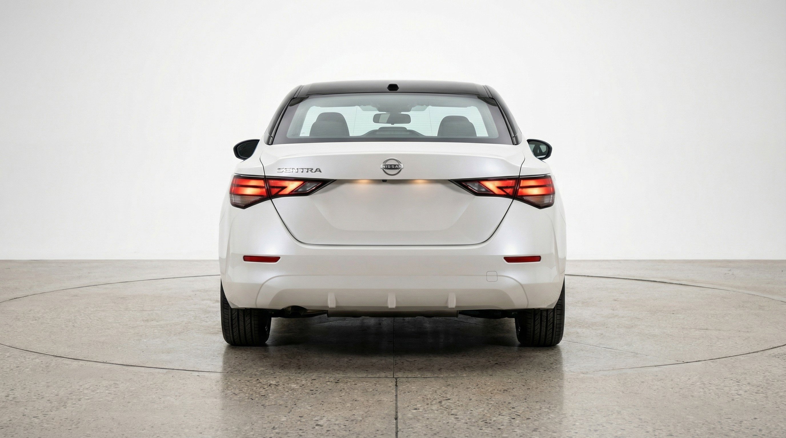 Used 2025 Nissan Sentra SV image 7