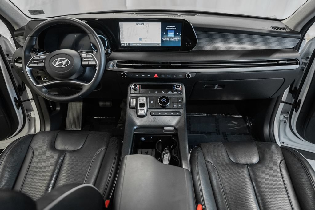 Used 2024 Hyundai Palisade Limited FWD image 19