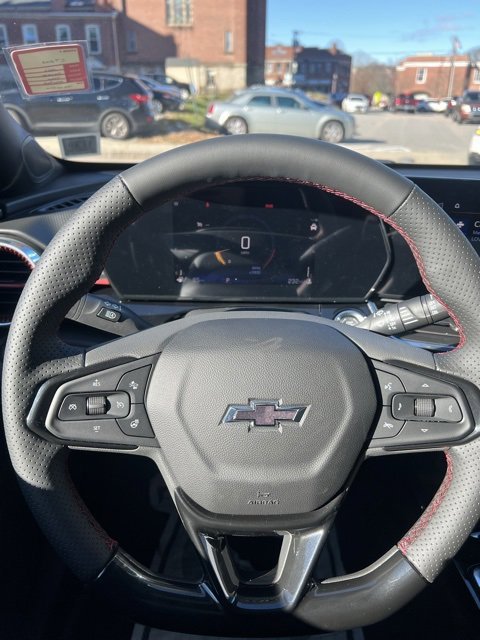 New 2026 Chevrolet Trax RS w/ Sunroof Package image 38