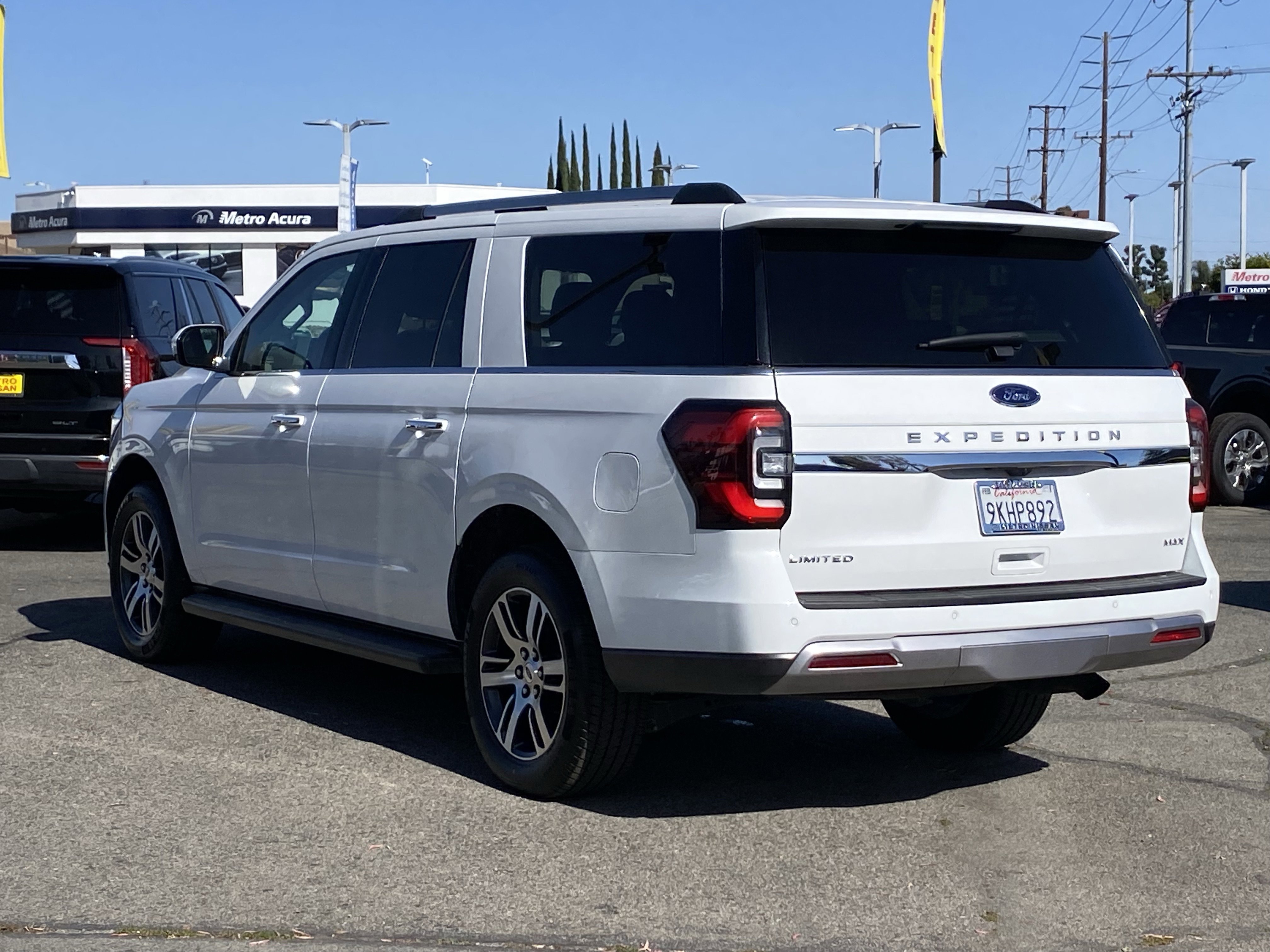 Used 2024 Ford Expedition Max Limited RWD image 5