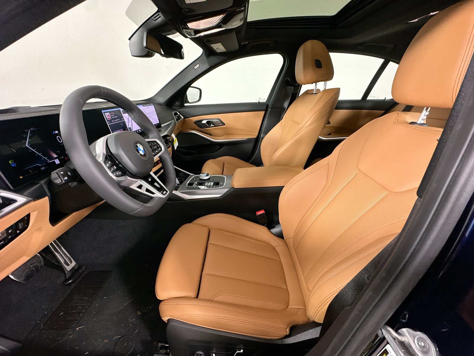 New 2026 BMW 330i xDrive Sedan w/ M Sport Package AWD/4WD image 33