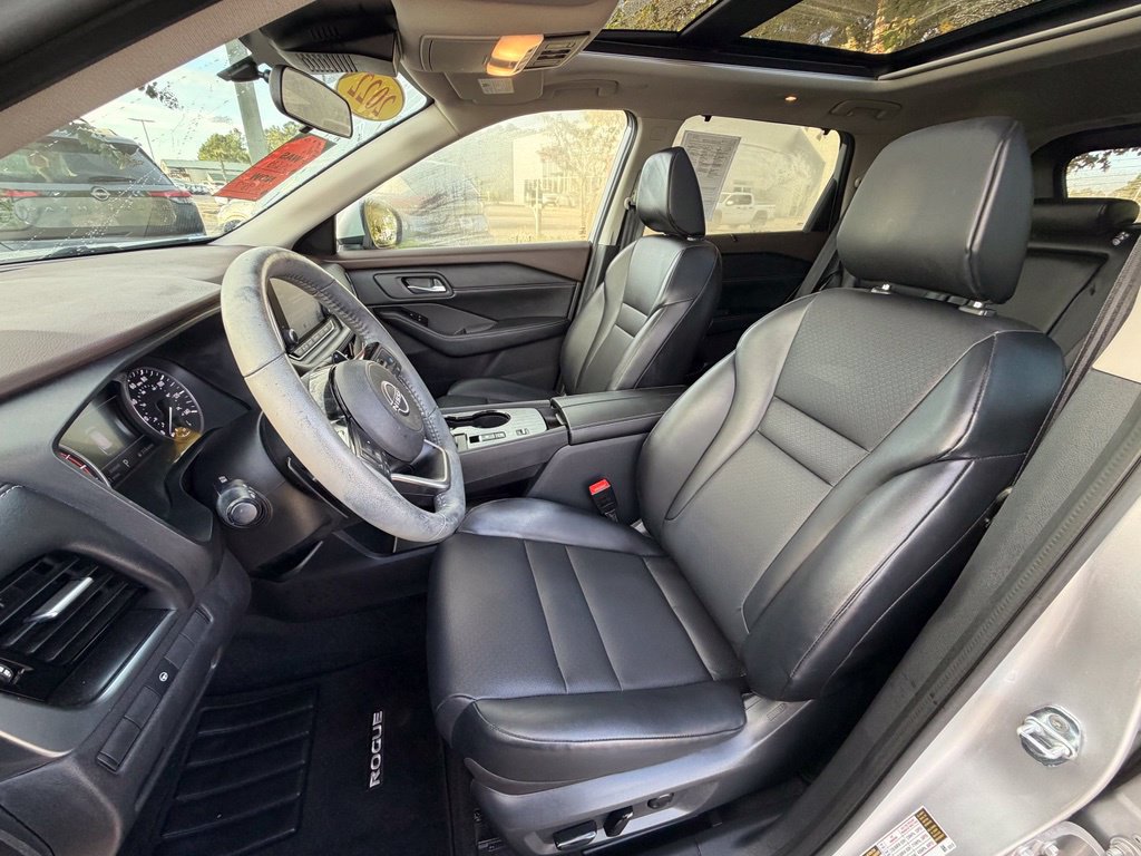 Certified 2022 Nissan Rogue SV w/ SV Premium Package FWD image 11