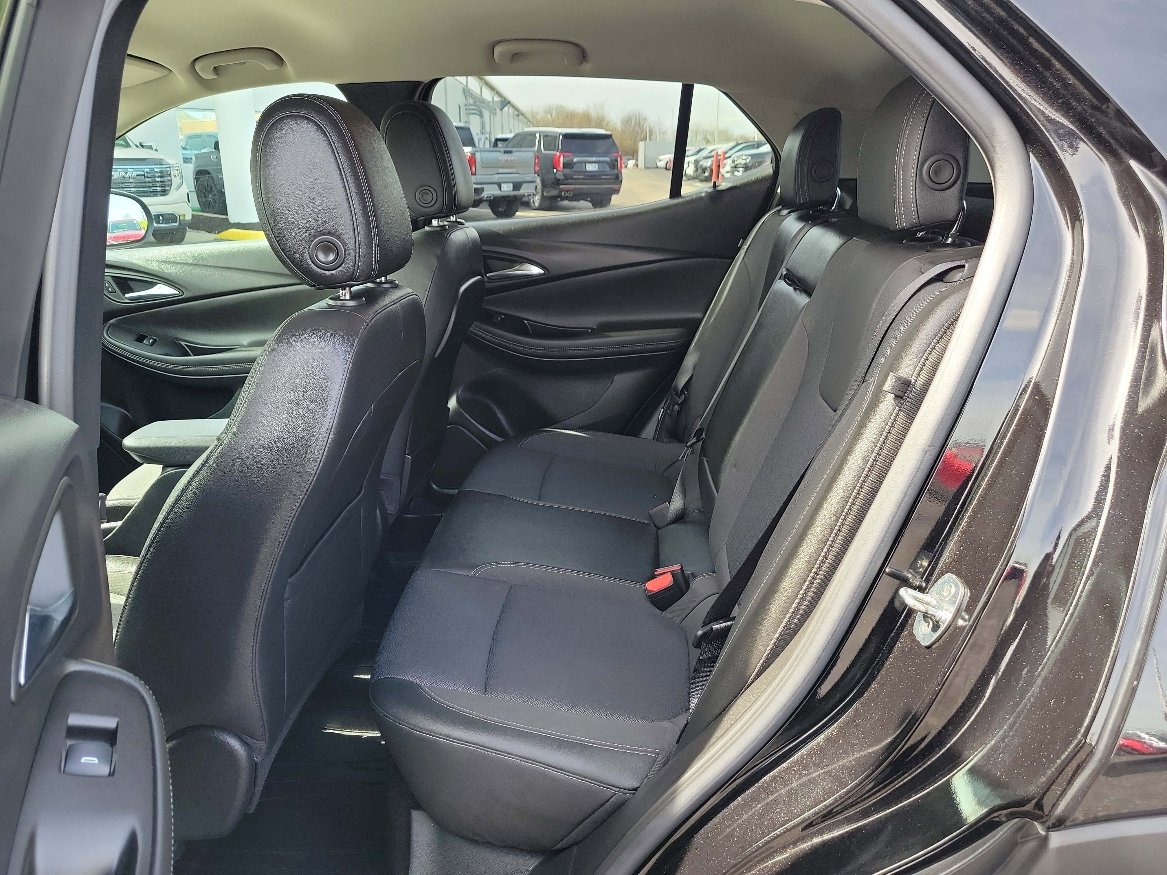 Used 2023 Buick Encore GX Select image 12