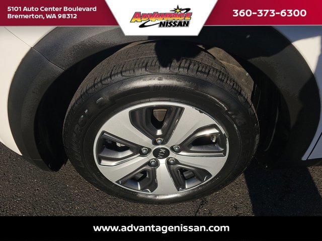 Used 2018 Kia Niro LX image 23