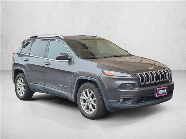 Used 2015 Jeep Cherokee Latitude AWD/4WD image 3