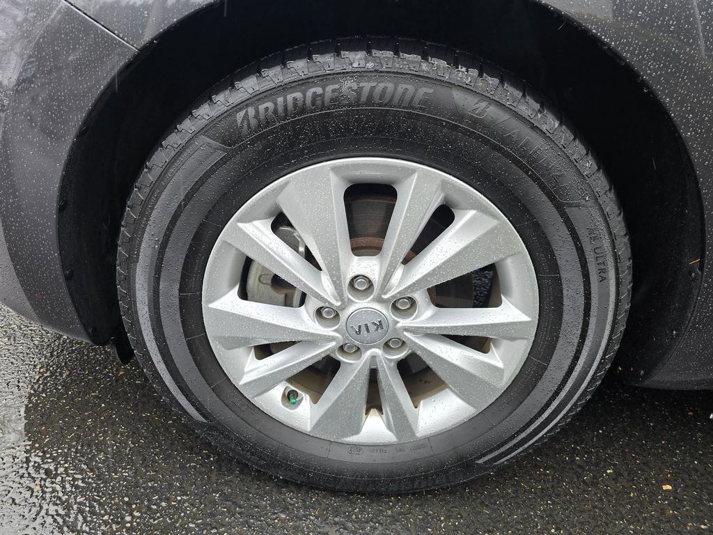 Used 2018 Kia Sedona LX w/ LX Essentials Premium Package image 10