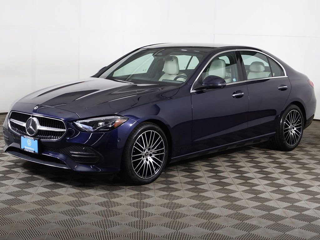 Used 2023 Mercedes-Benz C 300 4MATIC Sedan w/ Exclusive Trim Package image 9