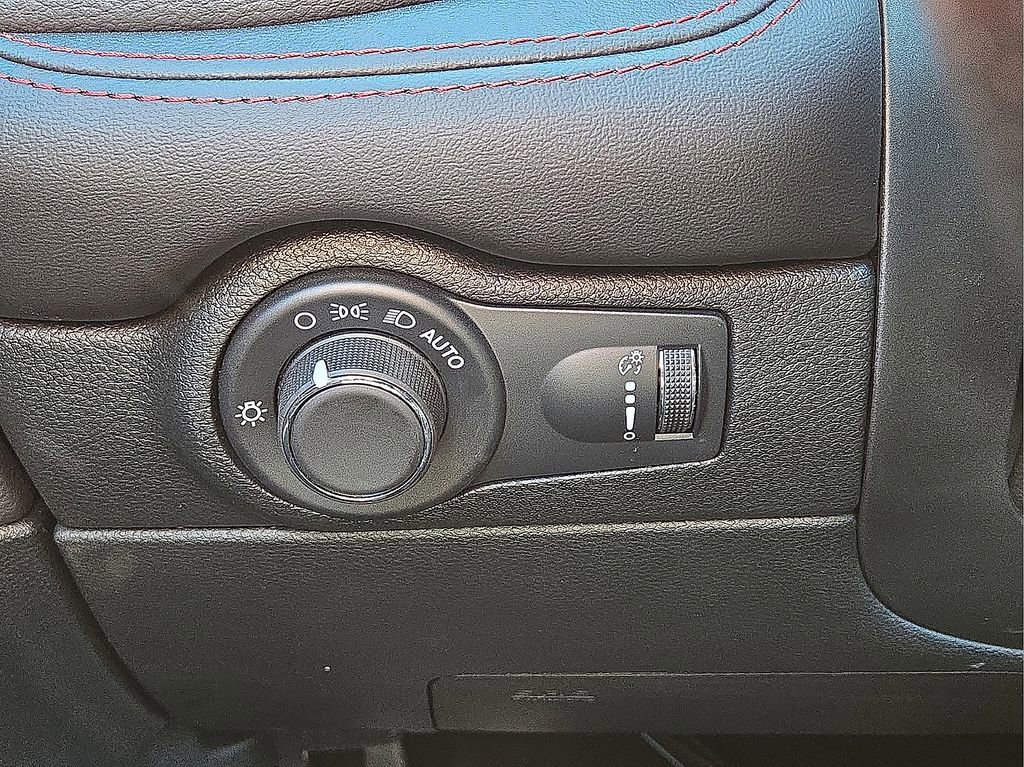 Used 2026 Dodge Durango GT image 23