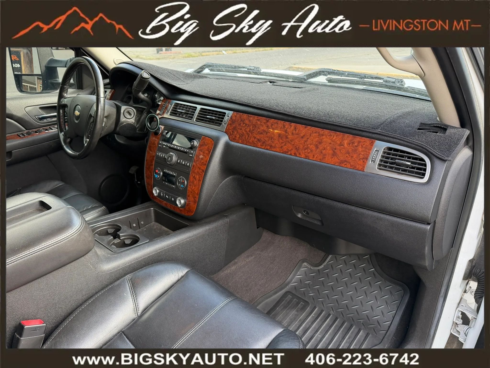 Used 2007 Chevrolet Silverado 2500 LTZ w/ Safety Package AWD/4WD image 16