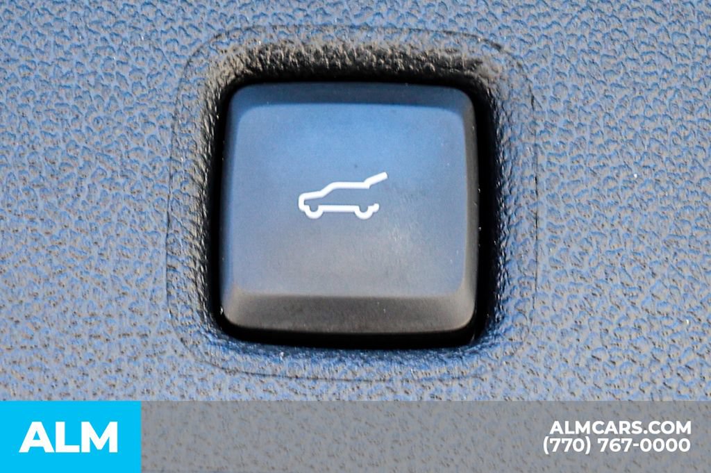Used 2024 Ford Escape ST-Line AWD/4WD image 25