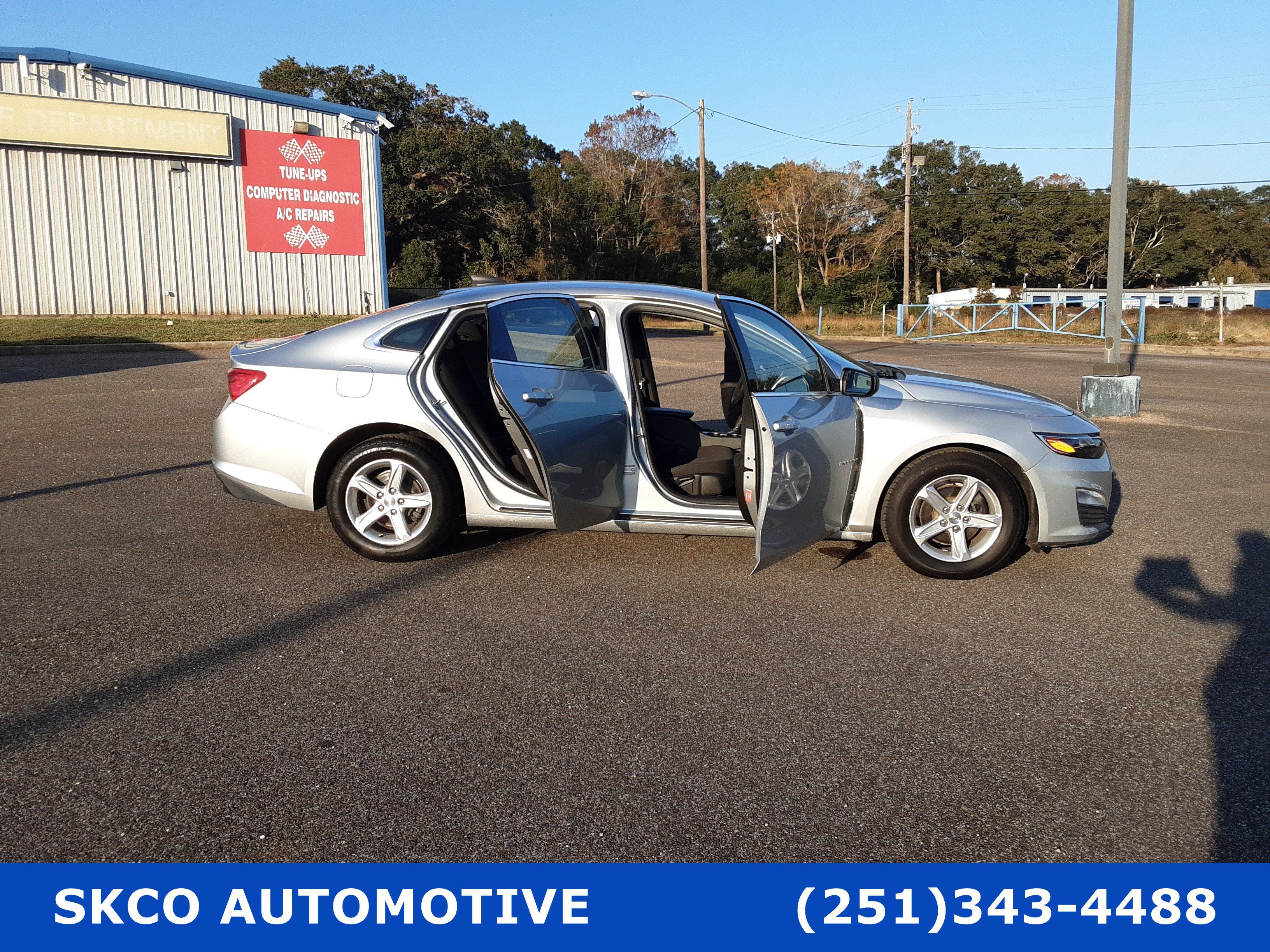 Used 2019 Chevrolet Malibu LS image 30