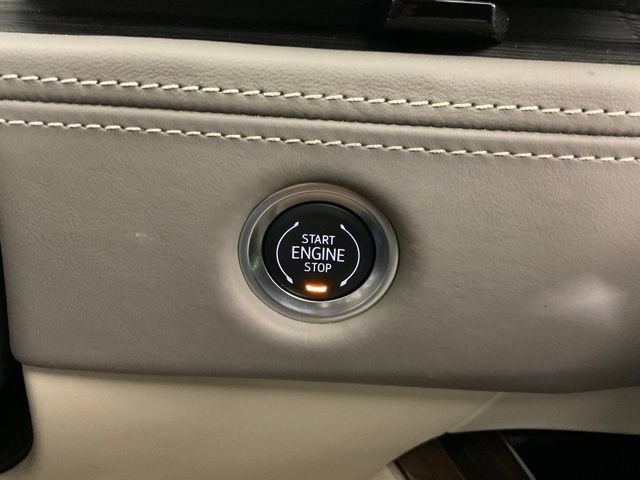 Certified 2025 Cadillac Escalade Premium Luxury Platinum image 21