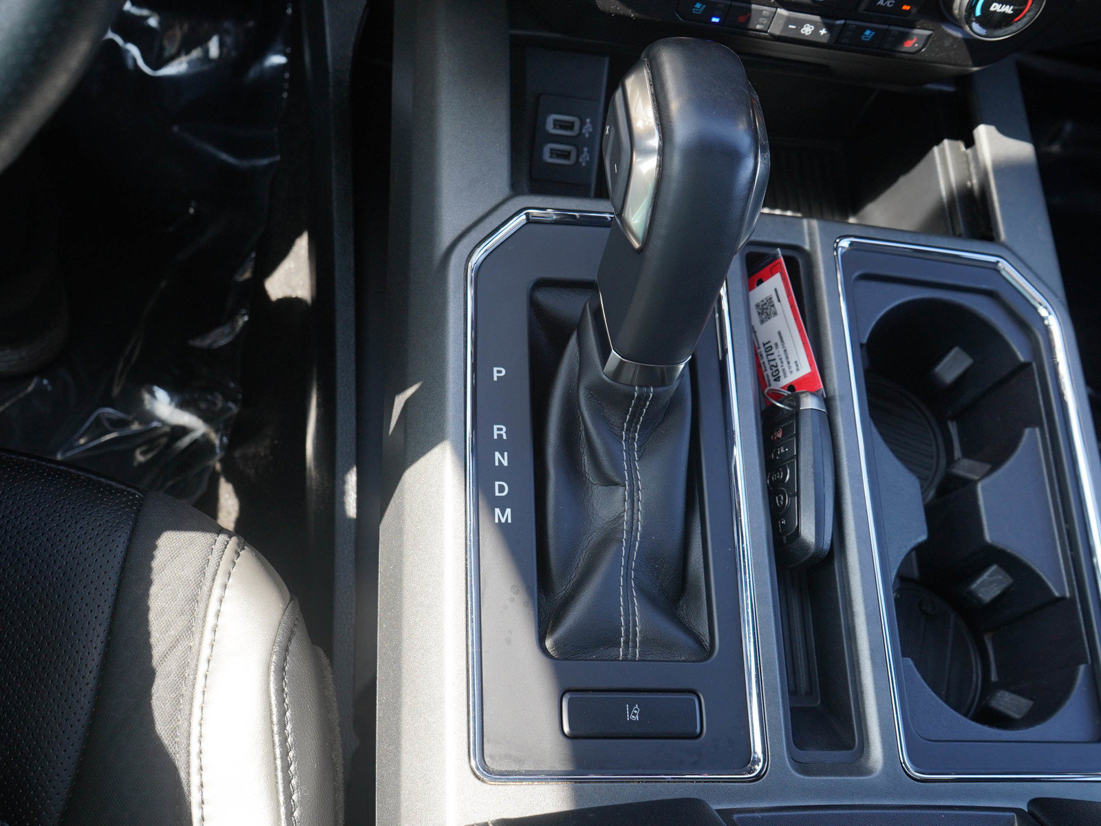 Used 2020 Ford F150 Raptor w/ Equipment Group 802A Luxury AWD/4WD image 22