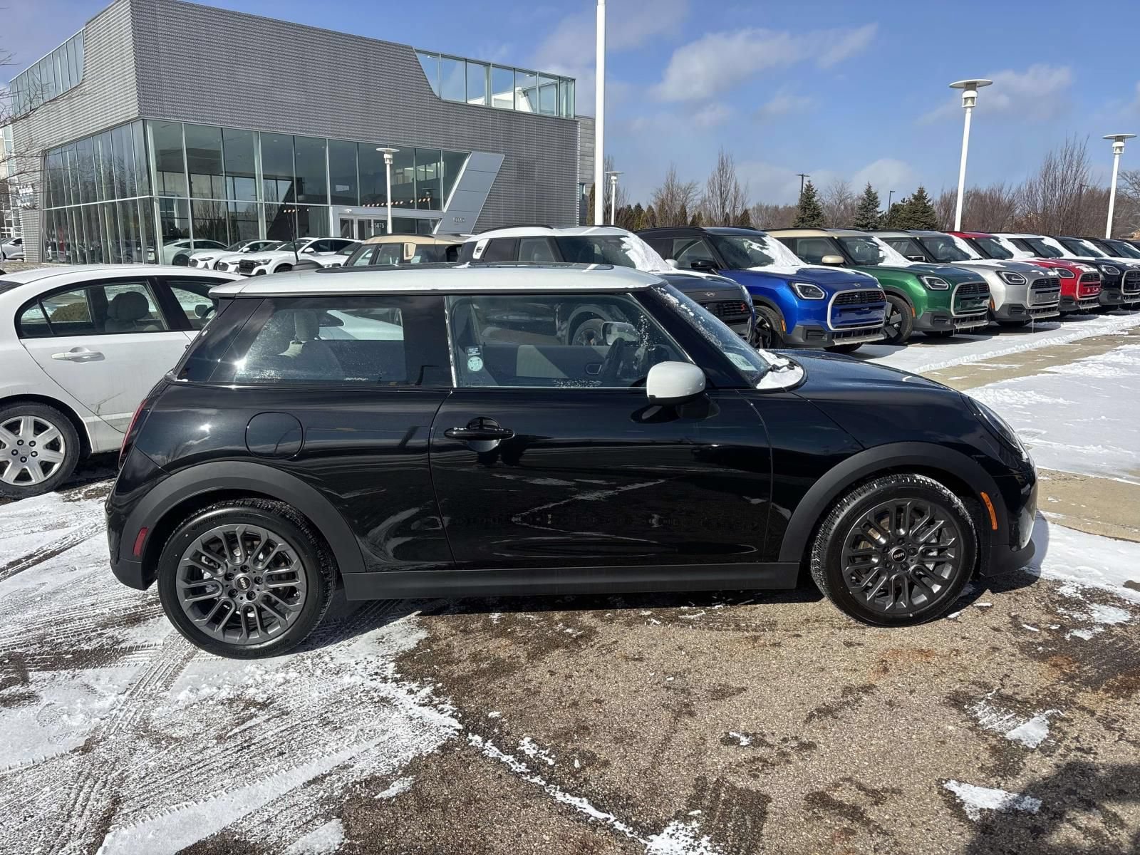 New 2026 MINI Cooper 2-Door Hardtop FWD image 8