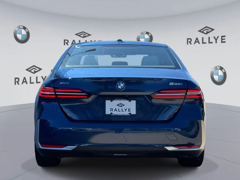 Certified 2024 BMW 530i xDrive w/ Premium Package AWD/4WD image 6