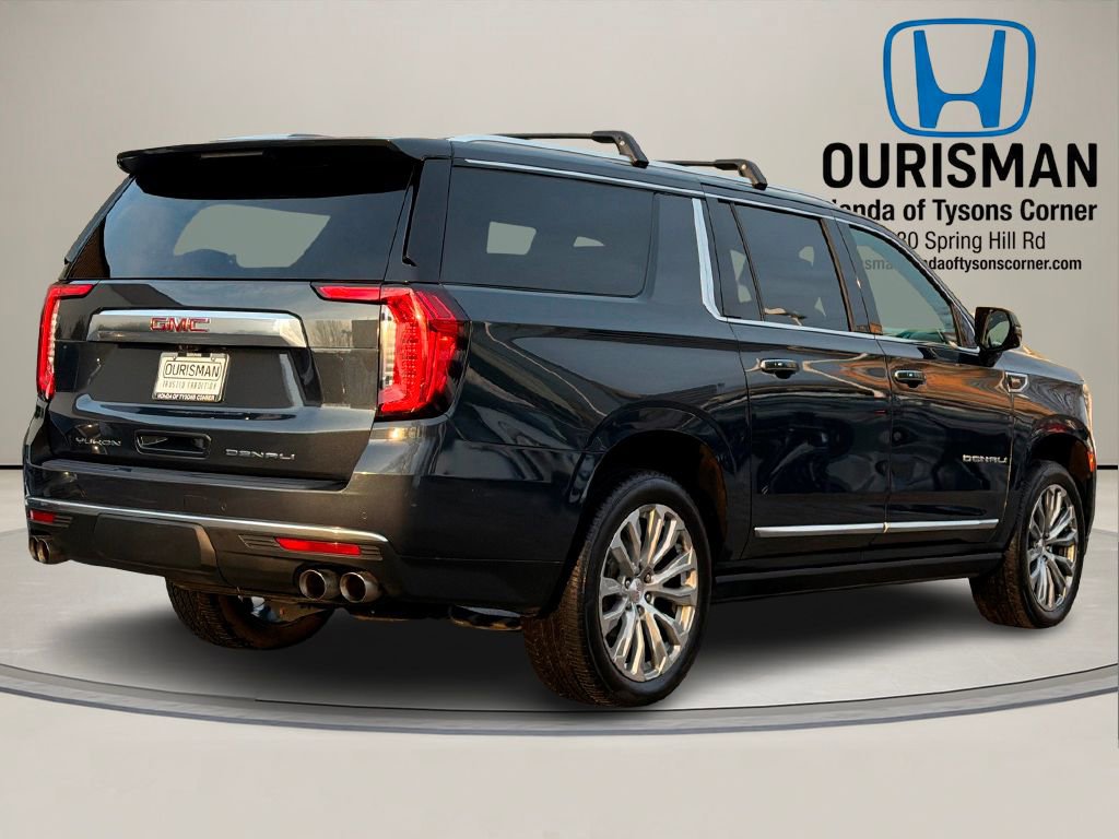 Used 2022 GMC Yukon XL Denali w/ Denali Ultimate Package image 3