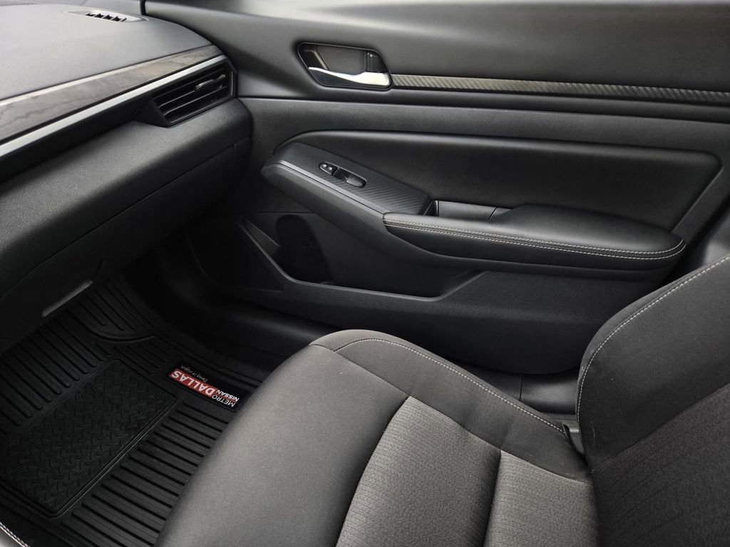 Certified 2024 Nissan Altima 2.5 SV w/ SV Premium Package image 23