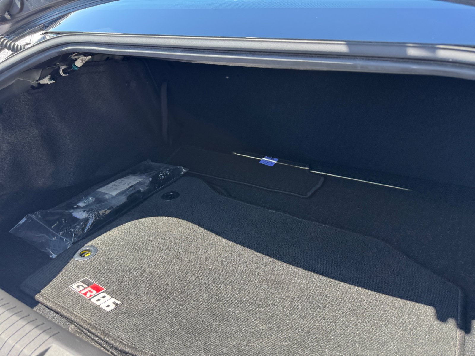 Used 2026 Toyota GR86 RWD image 19
