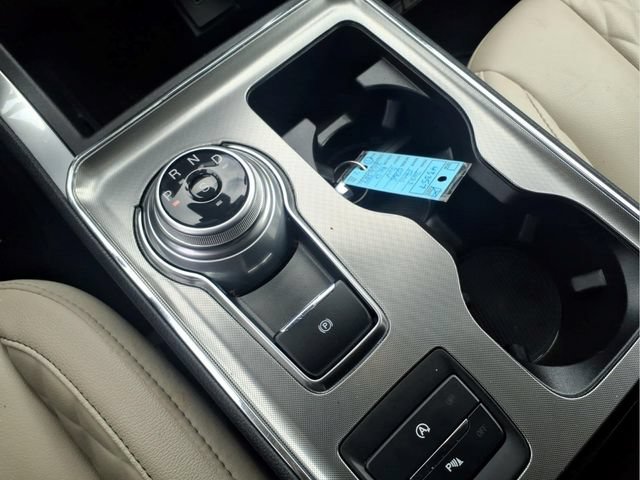 Certified 2023 Ford Edge Titanium AWD/4WD image 19