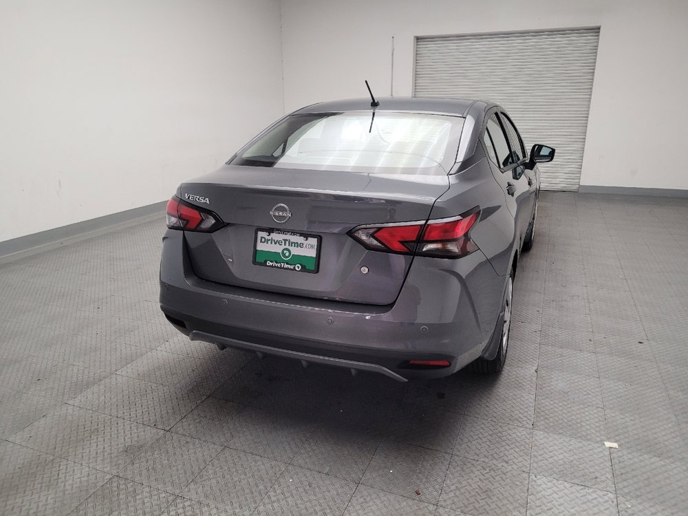 Used 2025 Nissan Versa S w/ Trunk Package image 7