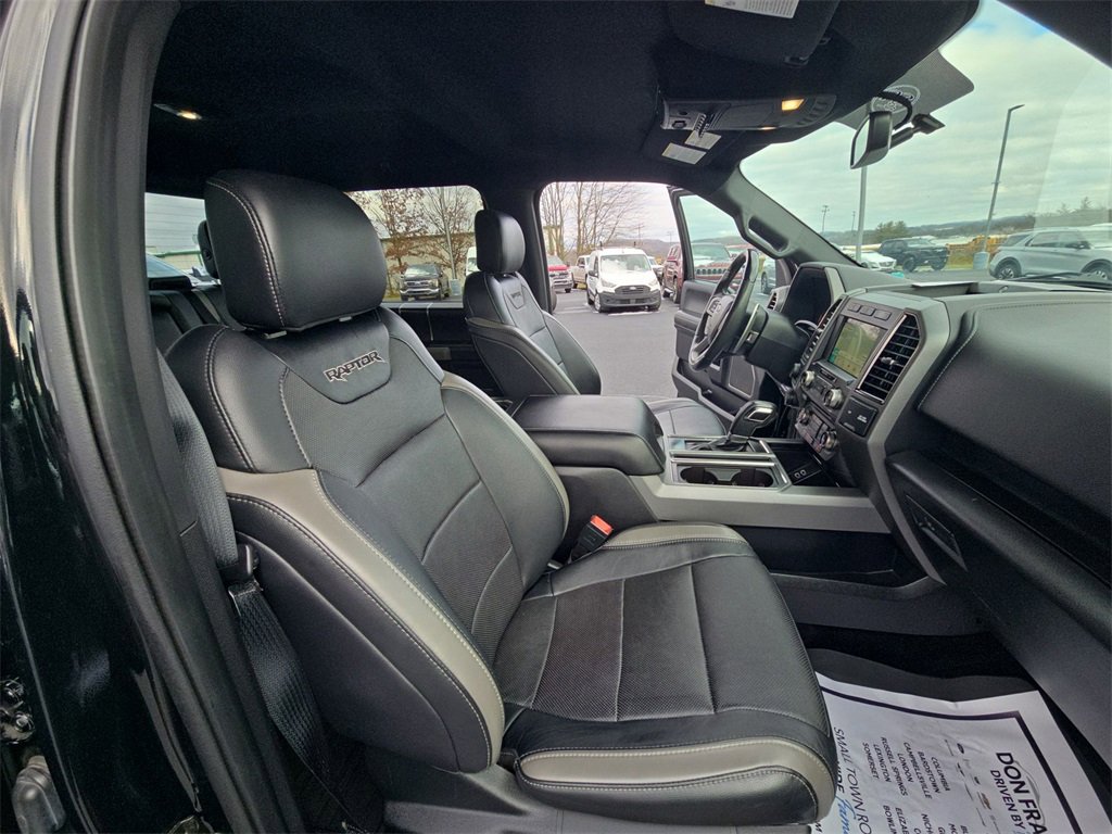 Used 2018 Ford F150 Raptor w/ Equipment Group 802A Luxury image 29