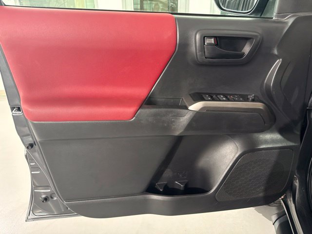 Used 2023 Toyota Tacoma SR5 w/ Technology Package AWD/4WD image 16