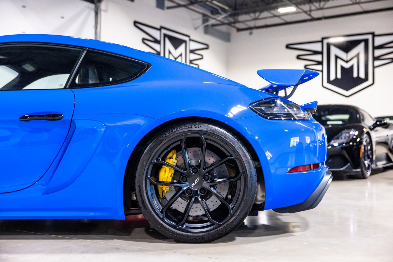 Used 2022 Porsche 718 Cayman GT4 RWD image 17