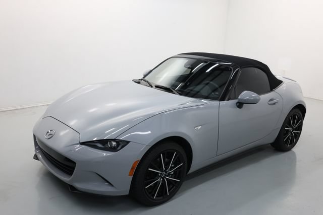 Used 2024 MAZDA MX-5 Miata Grand Touring w/ Weather Package RWD image 40
