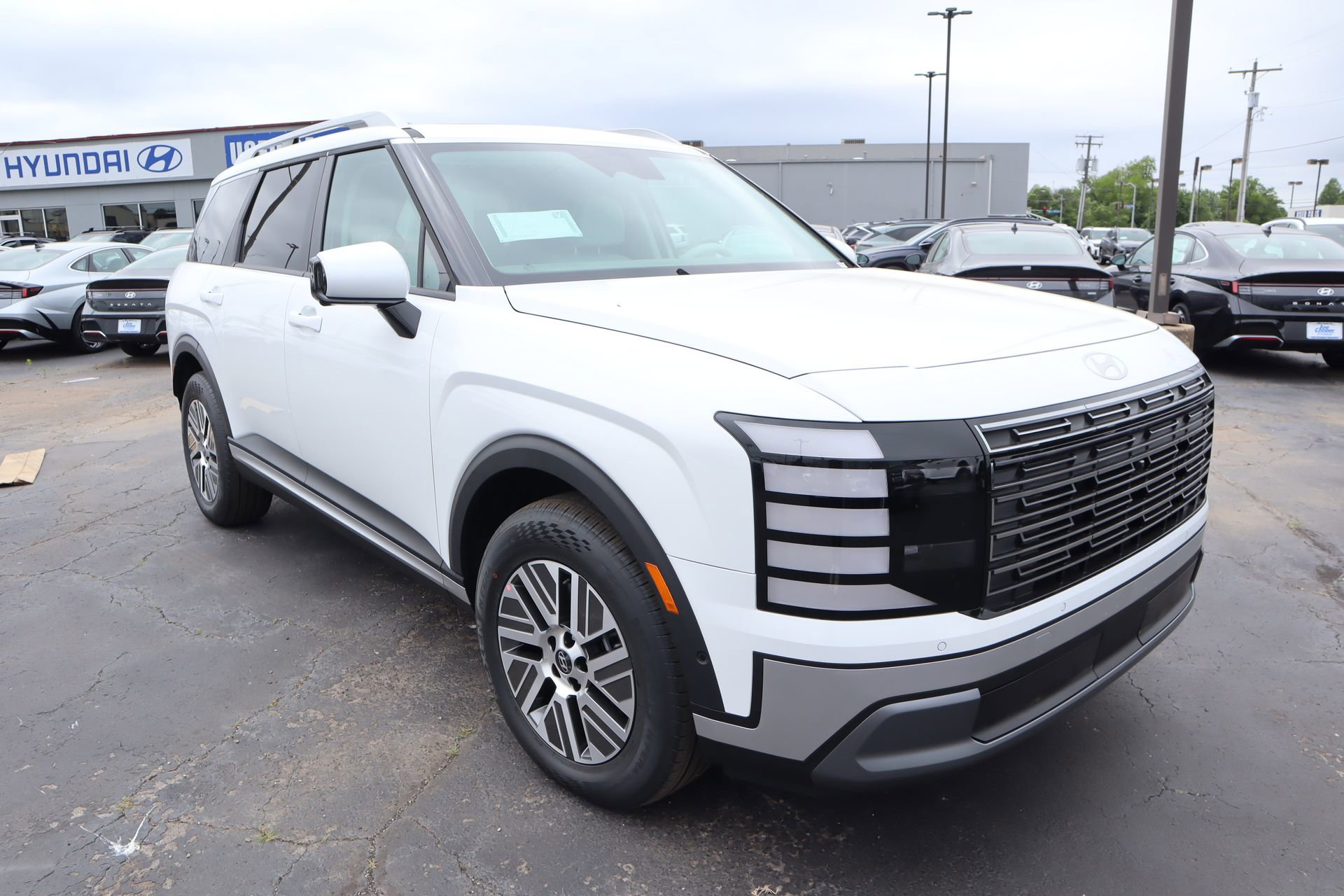 New 2026 Hyundai Palisade SEL Premium FWD image 1