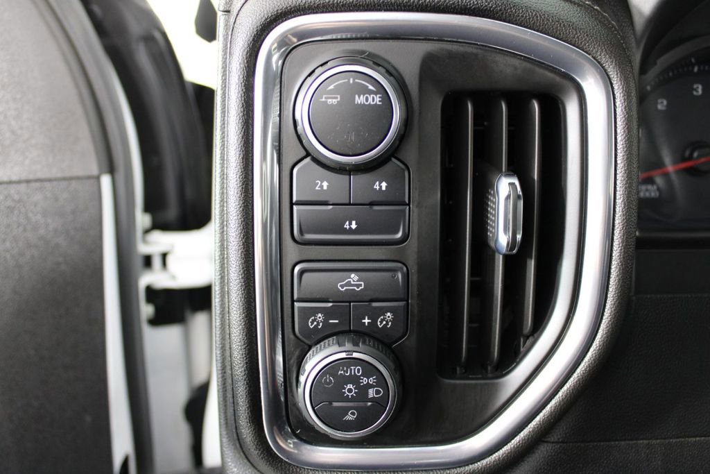 Used 2023 Chevrolet Silverado 2500 LT image 20
