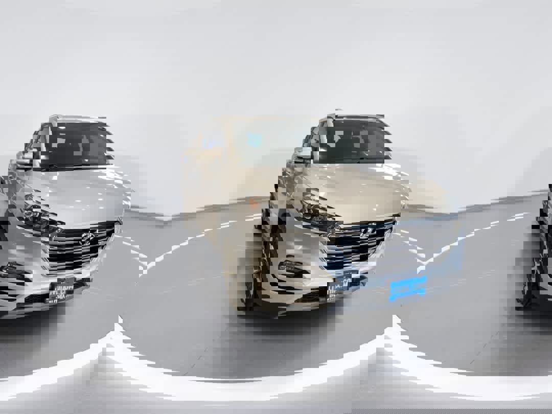 Used 2018 Hyundai Tucson Limited w/ Cargo Package image 2