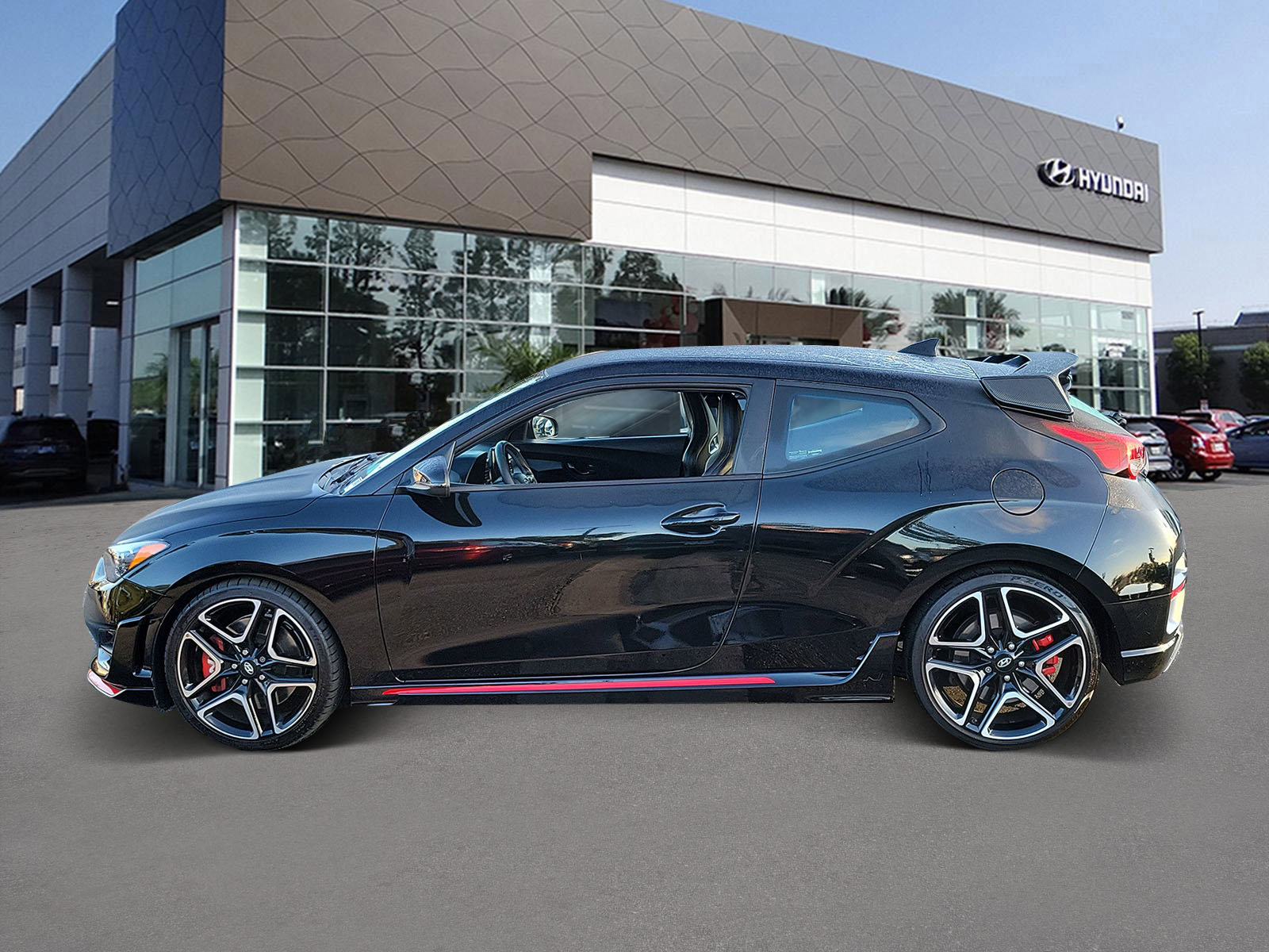 Certified 2022 Hyundai Veloster N FWD image 3