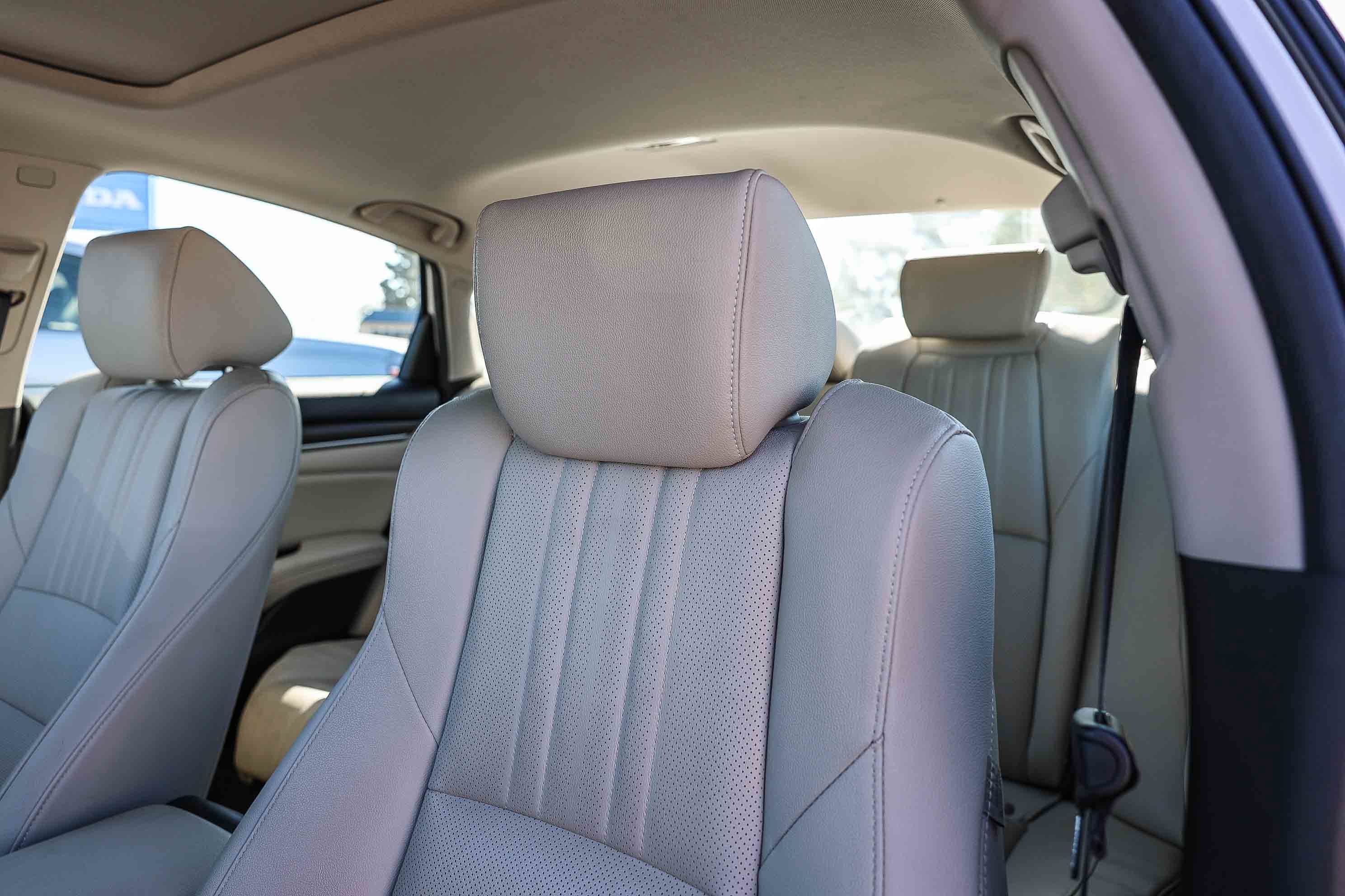 Certified 2019 Honda Accord EX-L image 17