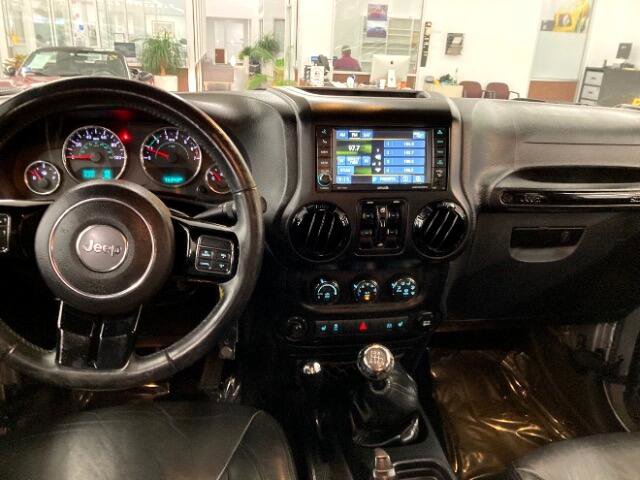 Used 2015 Jeep Wrangler Unlimited Sahara w/ Dual Top Group image 20