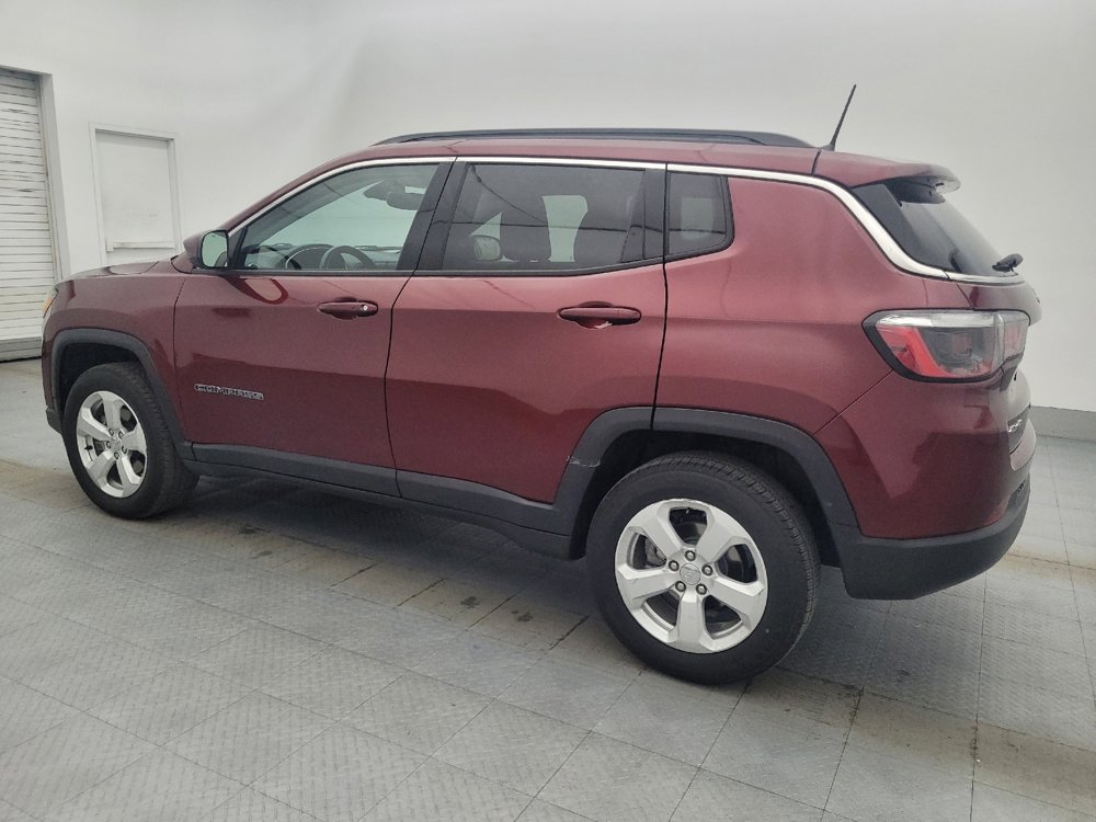 Used 2021 Jeep Compass Latitude w/ Convenience Group AWD/4WD image 3