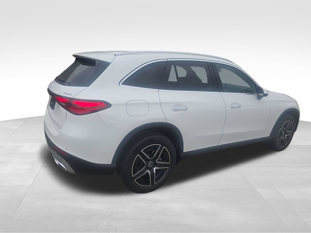 New 2026 Mercedes-Benz GLC 300 4MATIC image 3