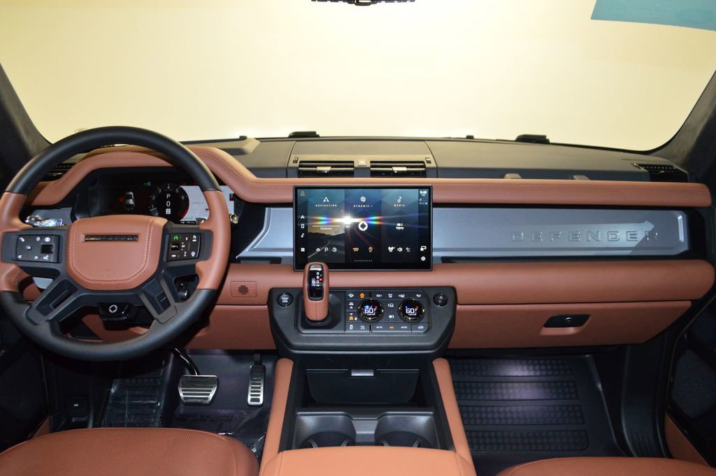 Certified 2025 Land Rover Defender 110 AWD/4WD image 35