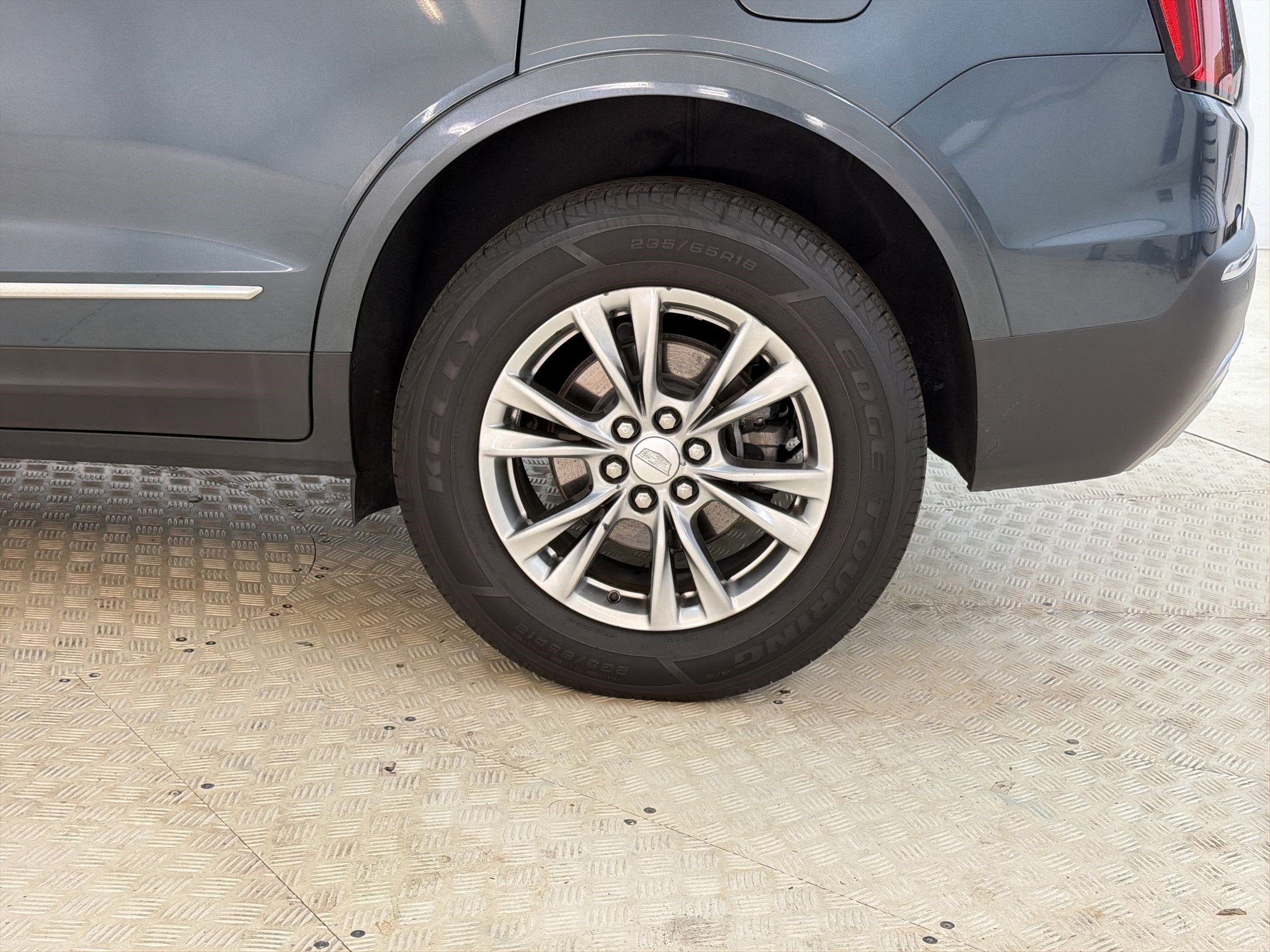 Used 2020 Cadillac XT5 Premium Luxury image 11