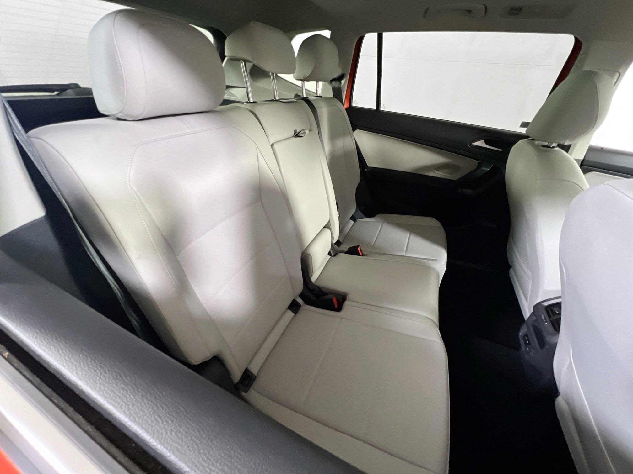 Used 2019 Volkswagen Tiguan SE w/ Panoramic Sunroof Package AWD/4WD image 26