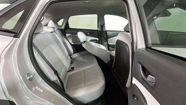 Certified 2023 Hyundai Kona SEL AWD/4WD image 29