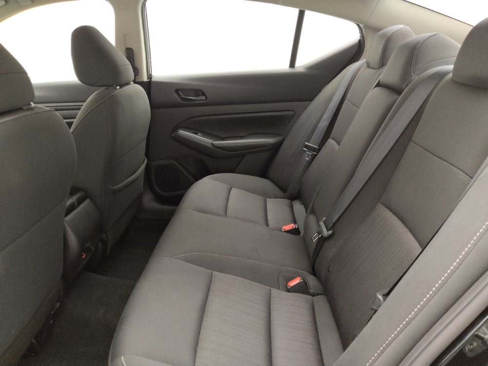 Used 2024 Nissan Altima 2.5 SV image 18