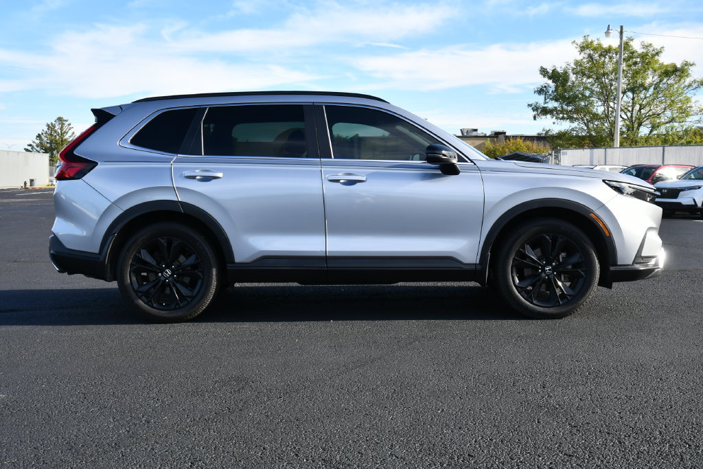 Used 2024 Honda CR-V Sport Touring image 8