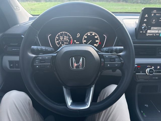 Used 2025 Honda Pilot Touring image 20