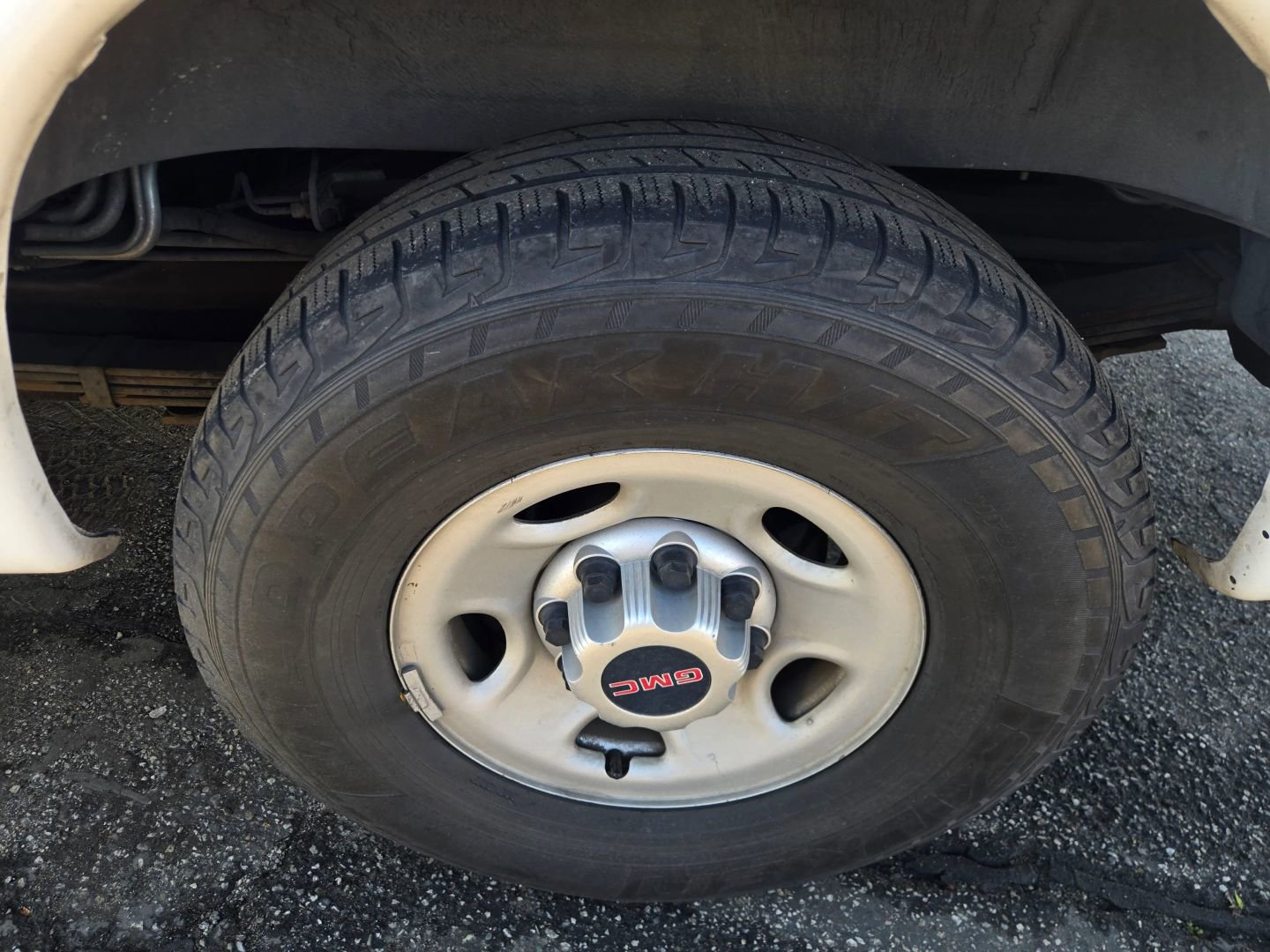 Used 2016 GMC Savana 3500 LS image 25