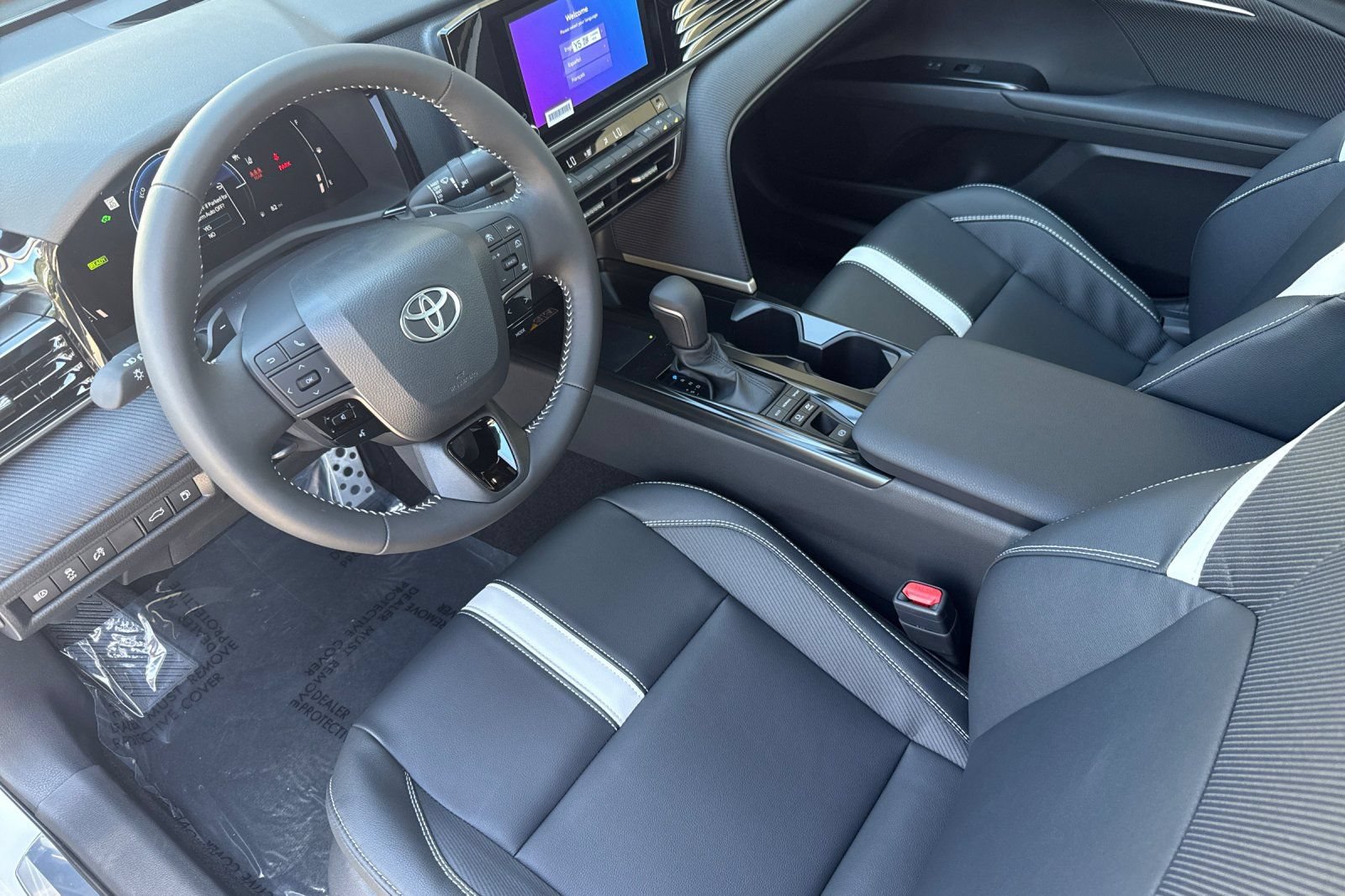 New 2025 Toyota Camry SE w/ Convenience Package FWD image 10