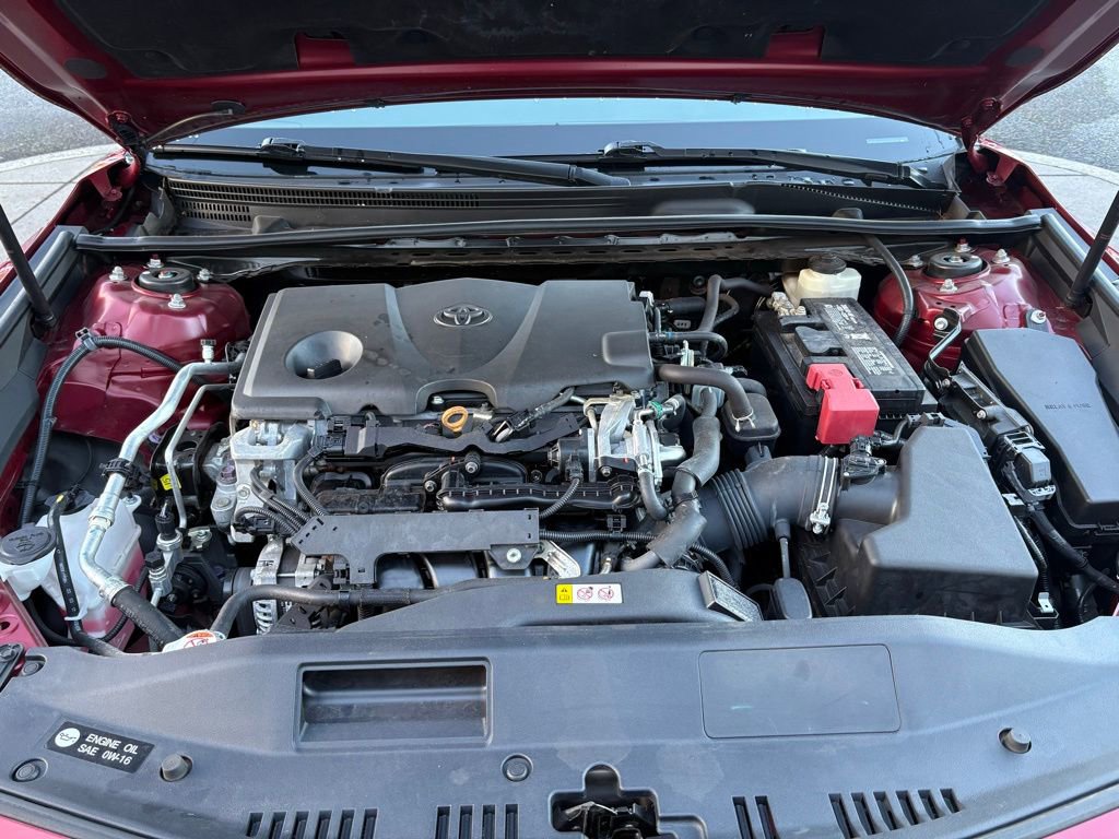 Used 2018 Toyota Camry L image 25
