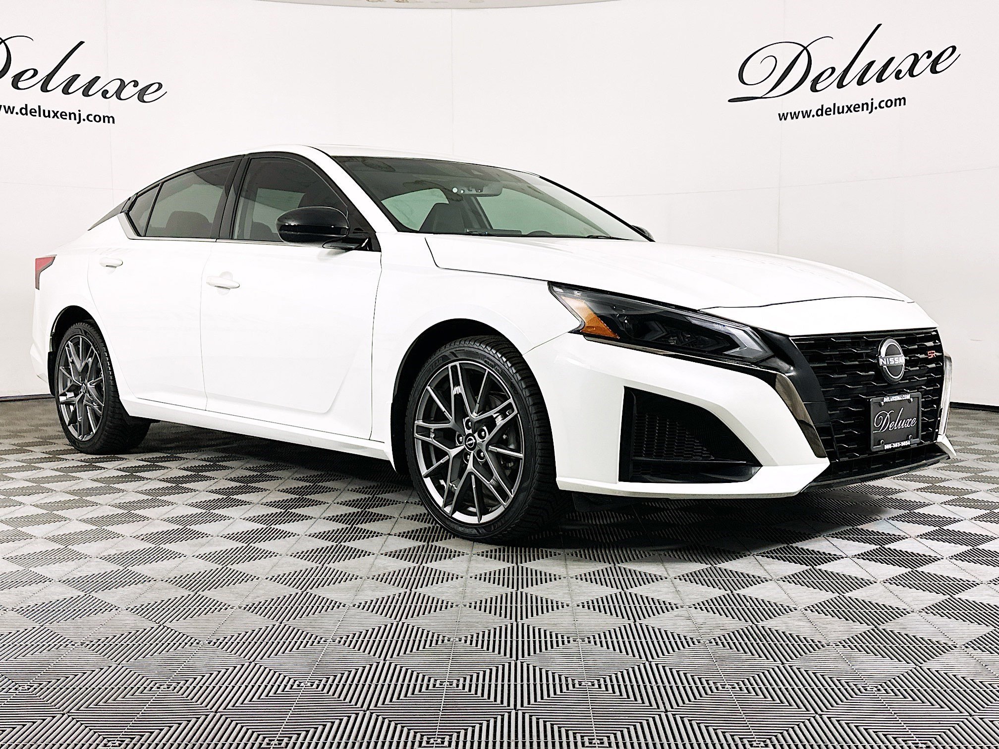 Used 2024 Nissan Altima 2.5 SR w/ SR Premium Package